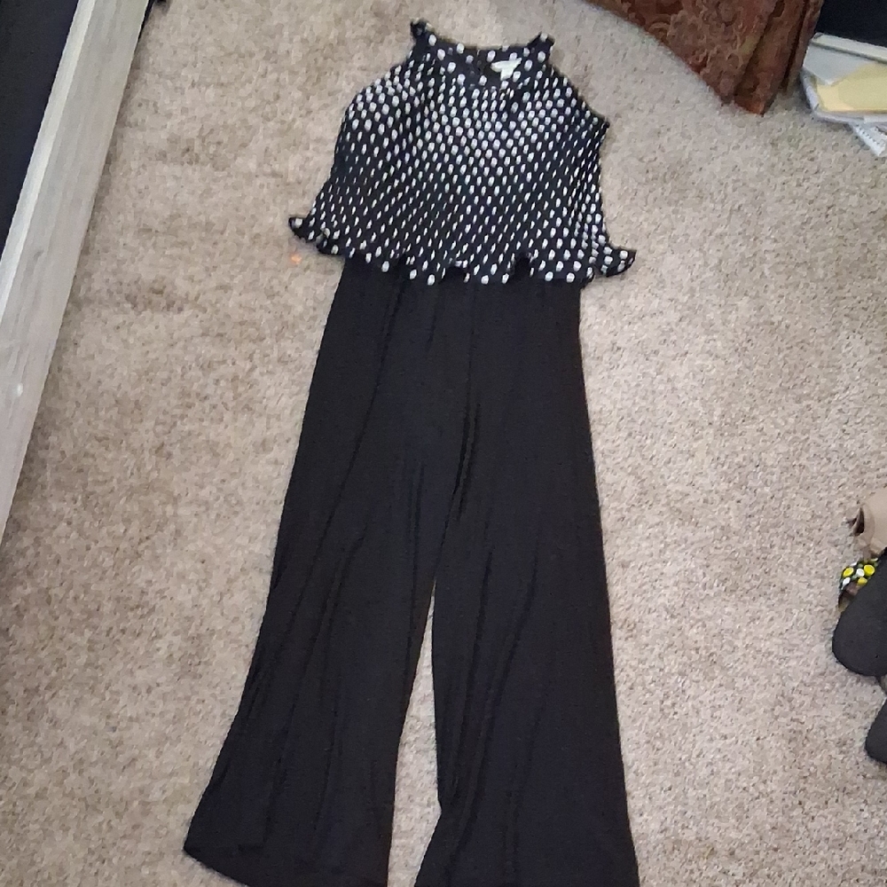 Elegant Black and White Jumpsuit
